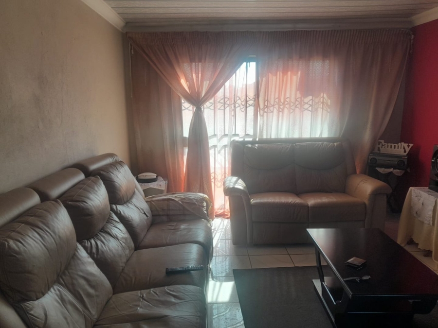 3 Bedroom Property for Sale in Morula View North West